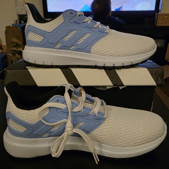 Women's adidas Ultimashow Sz 6 - Picture 3 of 7